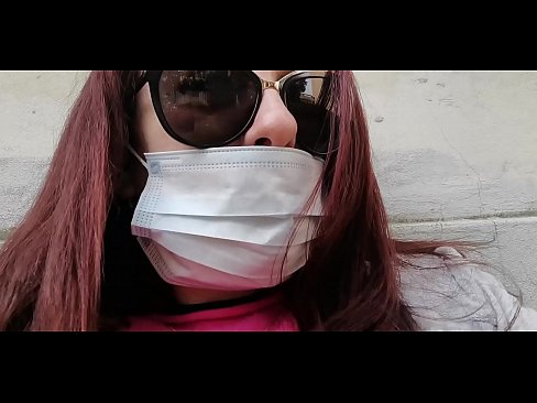 ❤️ Nicoletta na-abọ ọbọ n'ahụ onye agbata obi ya na pees n'ime ebe a na-adọba ụgbọala ya (Special Covid19 Italian Quarantine) ❤️❌ Anal video ❤